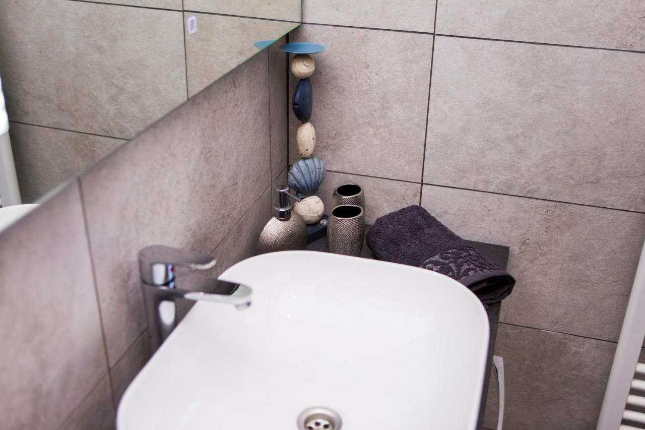 App Sara Appartement Kanfanar Buitenkant foto