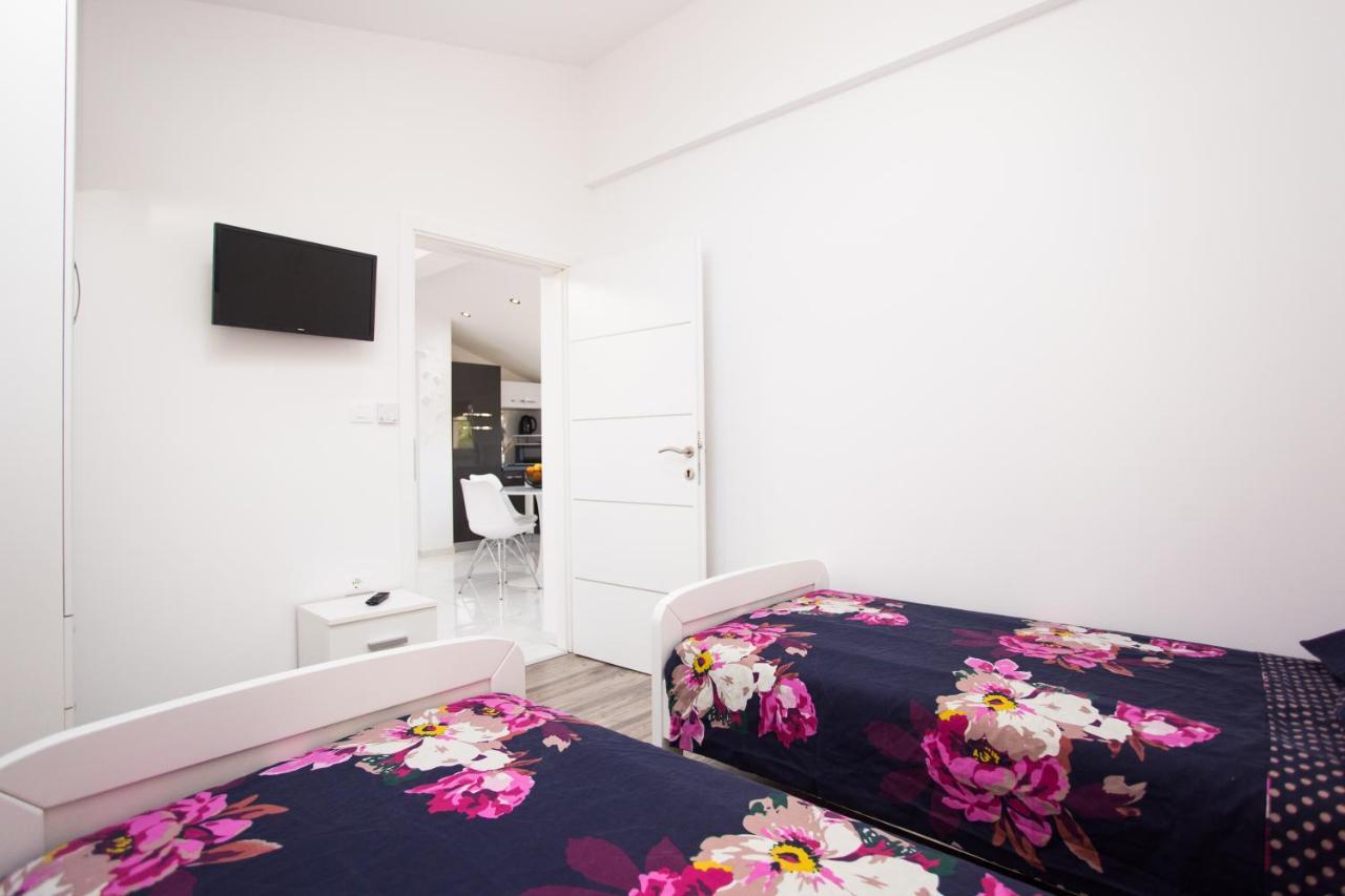 App Sara Appartement Kanfanar Buitenkant foto