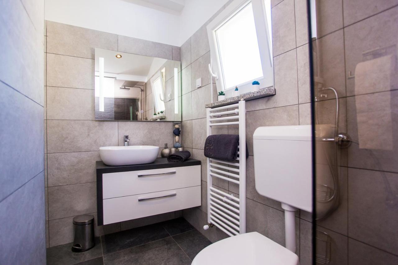App Sara Appartement Kanfanar Buitenkant foto